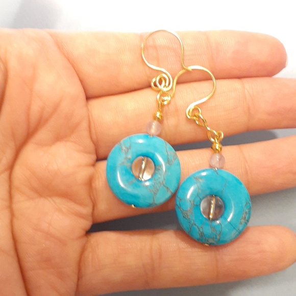 Fine Howlite Donut and Gem Earrings - Picture 5 of 5